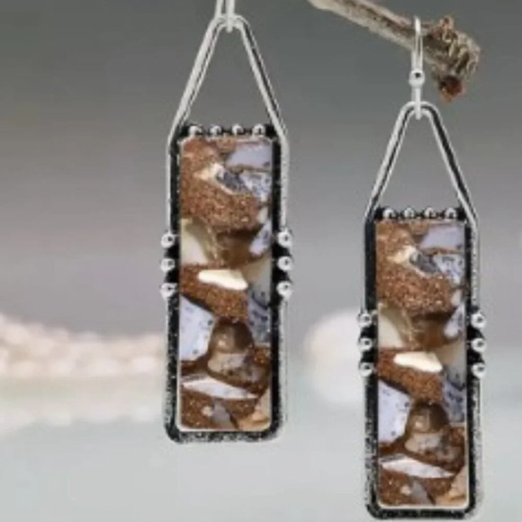 Bohemian Chic Geometric Dangle Earrings with Elegant Brown Mixed Pattern - Picture 1 of 4